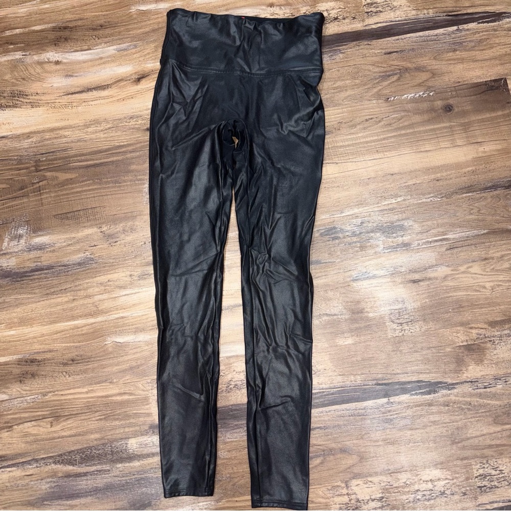 Spanx faux leather black leggings Medium